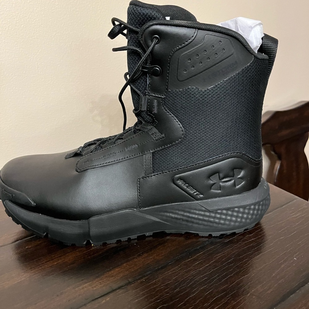 Under Armour Men's Black UA Charged Valsetz WP Zip. Size 12